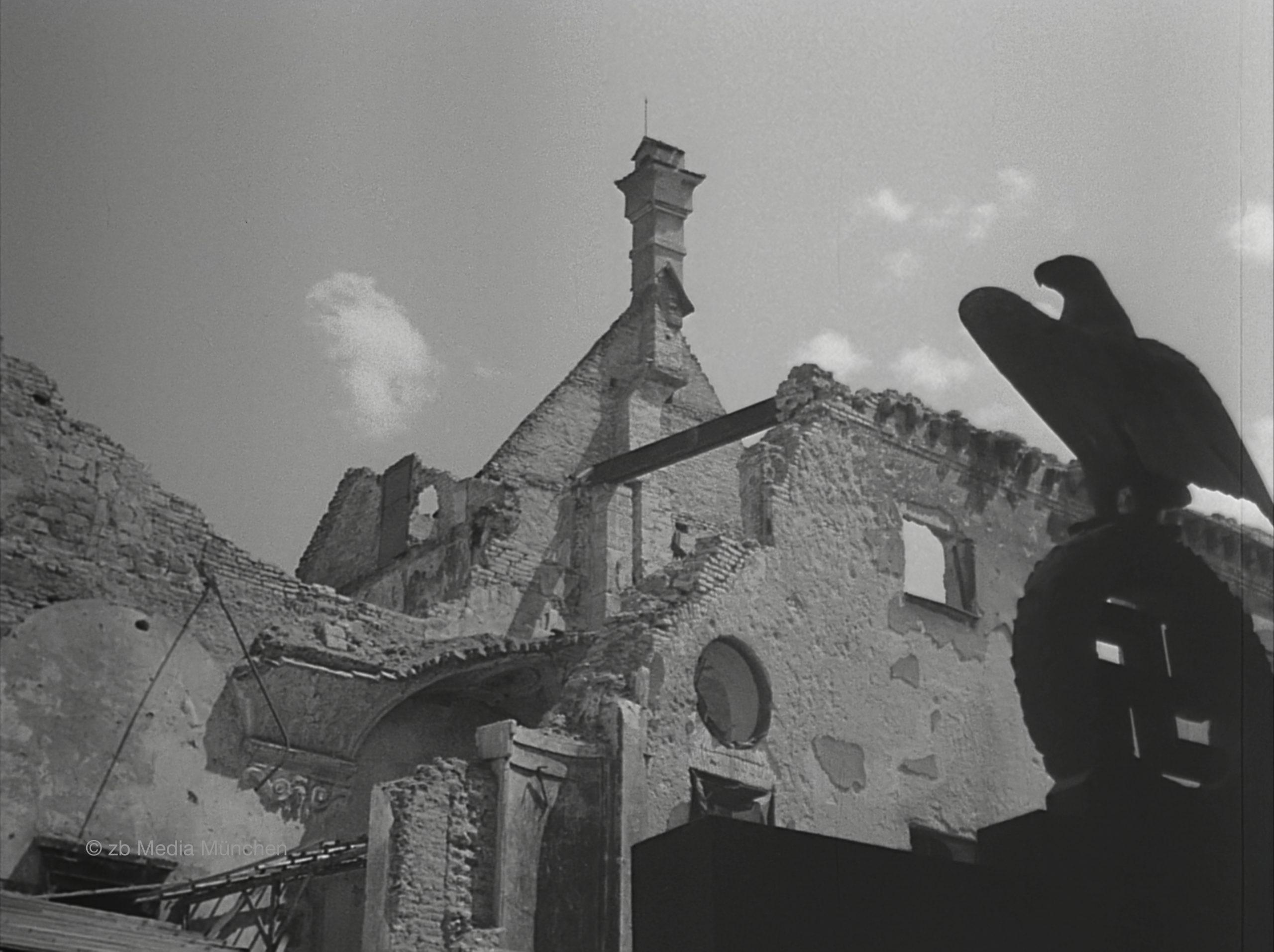 Residenz, München 5. Mai 1945, Ruine, Bombenschaden